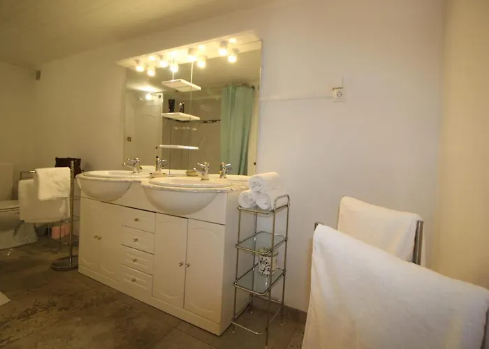 Roussy Romaine Apartment Nîmes